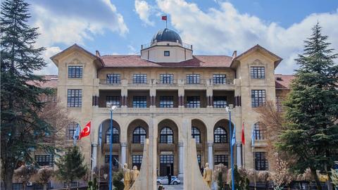 Ankara Hacı Bayram Veli Üniversitesi Arkeoloji 2023 Taban Puanları ve Başarı Sıralamaları