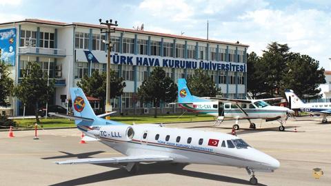 Türk Hava Kurumu Üniversitesi Yazılım Mühendisliği (İngilizce) (Burslu) 2023 Taban Puanları ve Başarı Sıralamaları