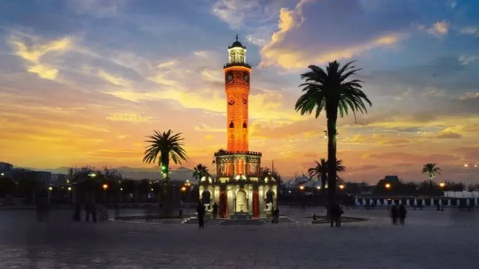 İzmir’de Öğrenci Olmak İçin 7 Harika Neden