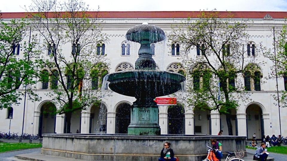 Münih Ludwig Maximilian Üniversitesi Bölümleri ve Tarihi